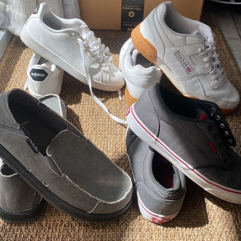 4 shoes bundle! - Picture 2 of 4